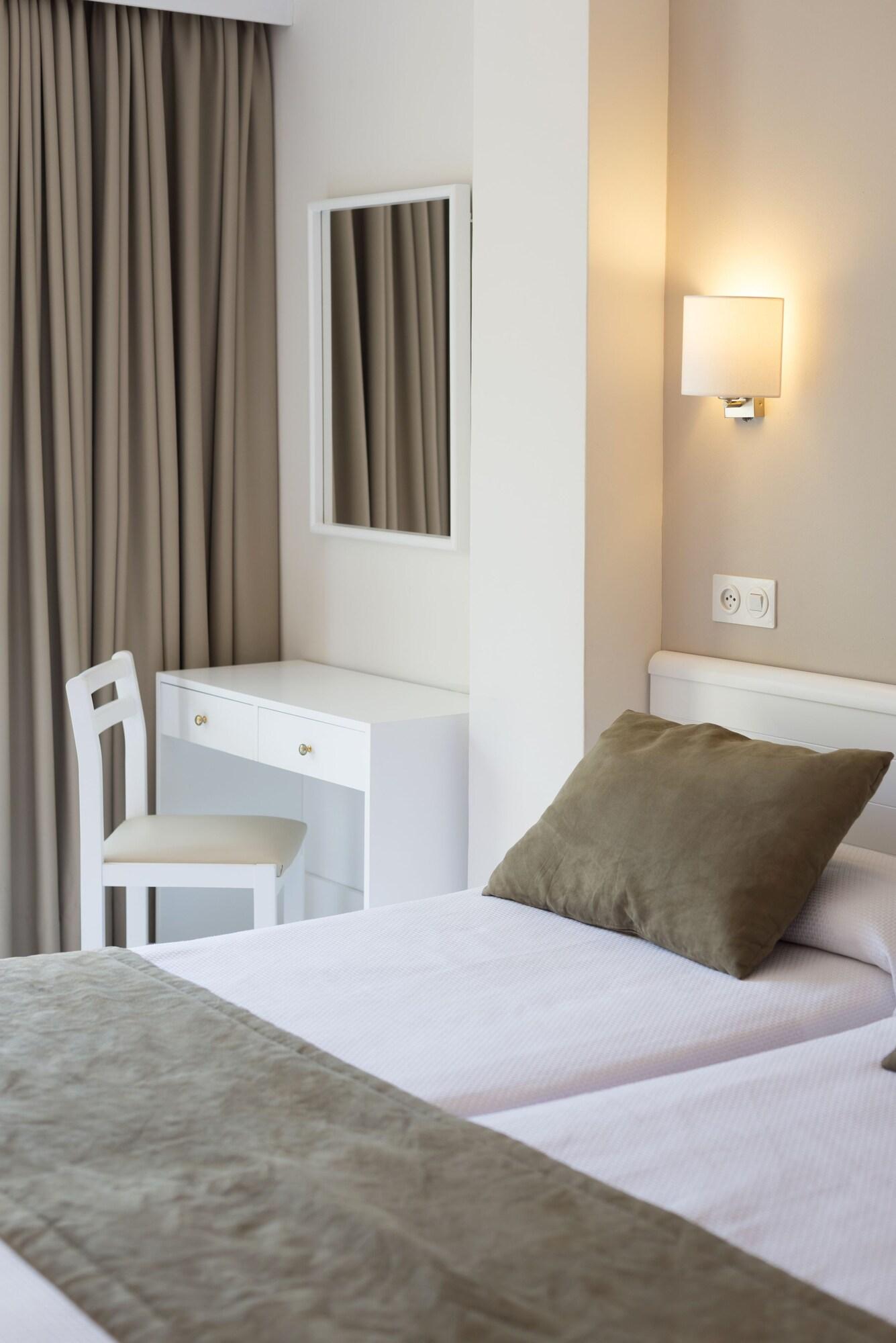Hostal Residencia Sutimar Peguera Kültér fotó